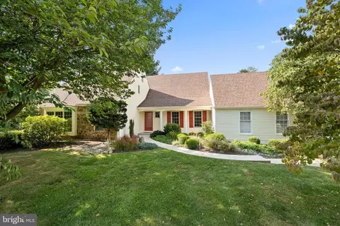 108 Quail Ln, Wayne, PA 19087