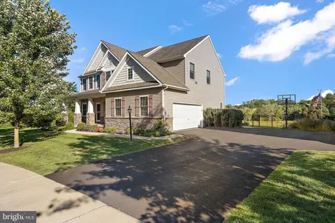12 Paddock Way, West Grove, PA 19390