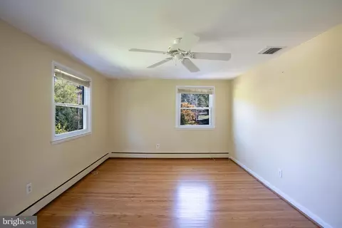 48 Gwen Ln, Devon, PA 19333 photo 28