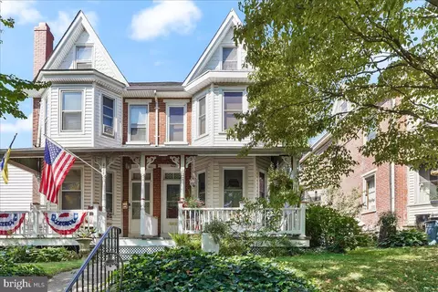 422 S Union St, Kennett Square, PA 19348