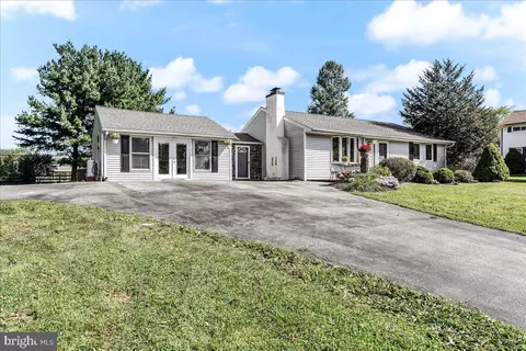 1725 W West Chester Rd, Coatesville, PA 19320