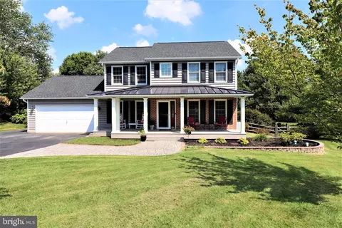 1213 Hamlet Hill Dr, West Chester, PA 19380