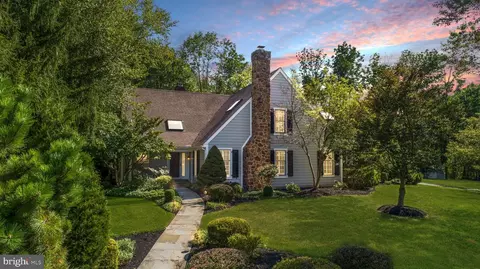 410 Chester Rd, Devon, PA 19333