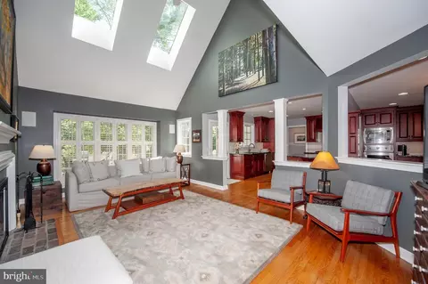 410 Chester Rd, Devon, PA 19333 photo 12
