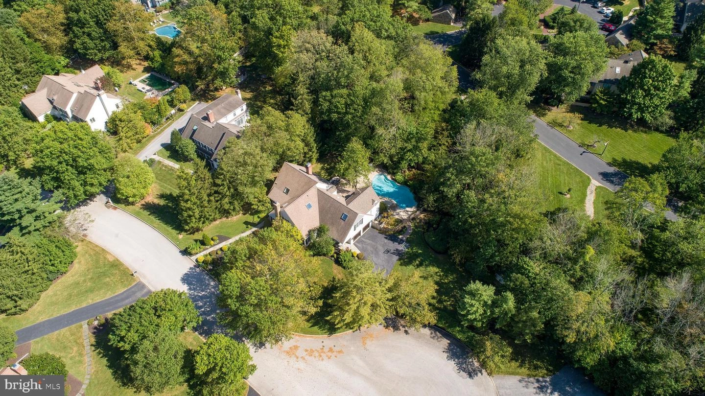410 Chester Rd, Devon, PA 19333 photo 6