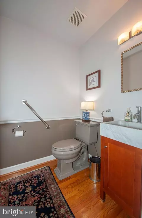 410 Chester Rd, Devon, PA 19333 photo 16