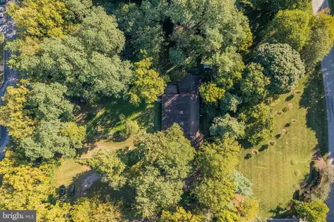 1715 N Valley Rd, Malvern, PA 19355