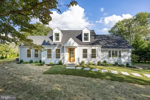 1005 Wheatland Dr, Coatesville, PA 19320