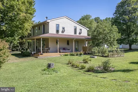 2416 Evergreen Ln, Pottstown, PA 19465
