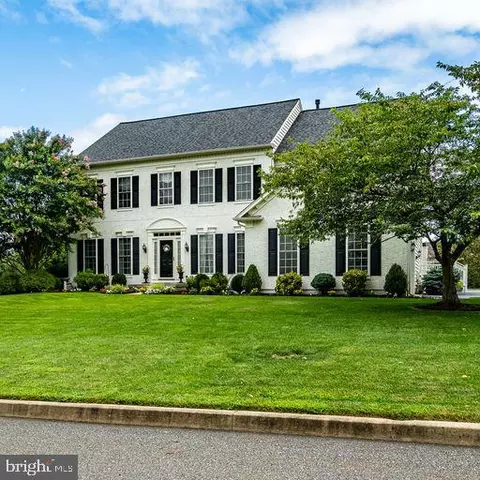 831 Topaz Dr, West Chester, PA 19382