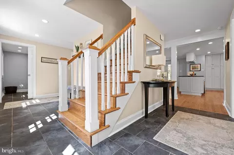 659 Clovelly Ln, Devon, PA 19333 photo 6