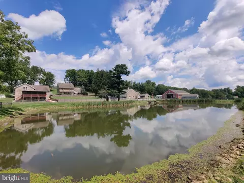 1273 Beaver Dam Rd, Honey Brook, PA 19344
