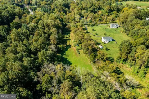 1650 Hickory Hill Rd, Chadds Ford, PA 19317