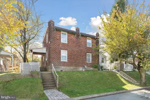 31 Wood St, Coatesville, PA 19320