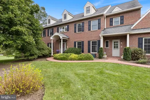 138 Aspen Dr, Downingtown, PA 19335