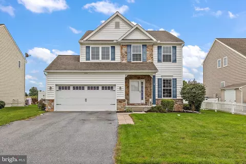 1084 Walnut St, Honey Brook, PA 19344