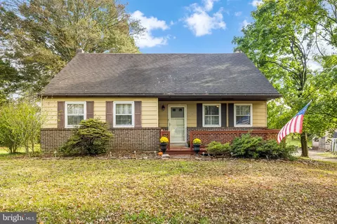 44 Roberts Cir, Pottstown, PA 19465