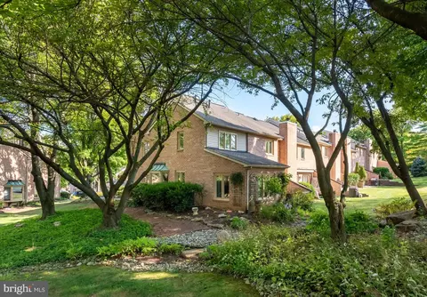 109 Amity Dr, Chesterbrook, PA 19087 photo 24
