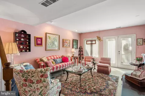 109 Amity Dr, Chesterbrook, PA 19087 photo 10