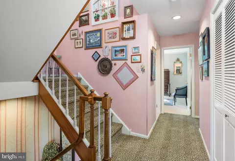 109 Amity Dr, Chesterbrook, PA 19087 photo 22