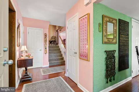 109 Amity Dr, Chesterbrook, PA 19087 photo 3