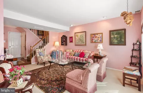 109 Amity Dr, Chesterbrook, PA 19087 photo 11