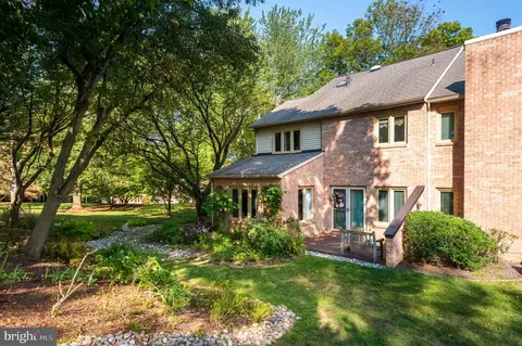 109 Amity Dr, Chesterbrook, PA 19087 photo 25