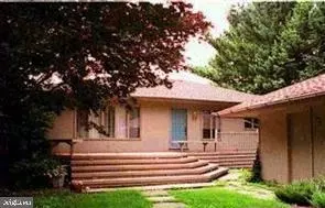 1111 Meetinghouse Rd, West Chester, PA 19382