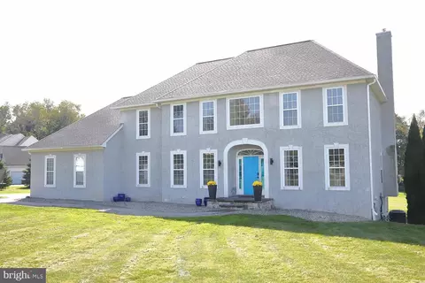 204 Warwick Ct, Oxford, PA 19363