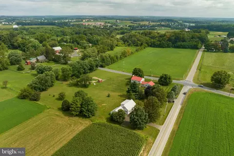 1158 Little Elk Creek Rd, Oxford, PA 19363