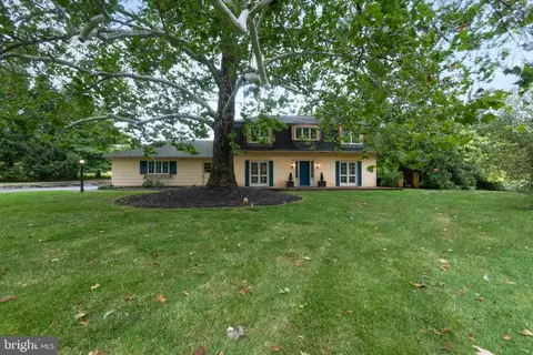 15 Mill Rd, Phoenixville, PA 19460