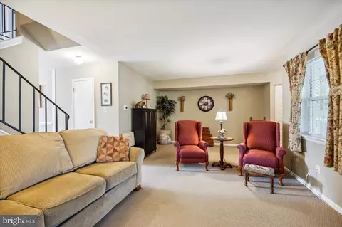 412 Devon Ct, Downingtown, PA 19335 photo 6