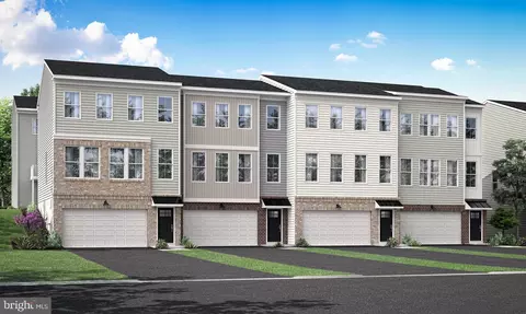 23 Four Leaf Dr, Downingtown, PA 19335