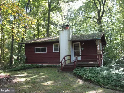 615 Grouse Rd, Malvern, PA 19355