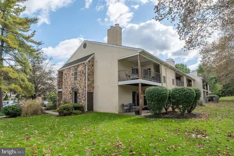 223 Valley Stream Ln, Chesterbrook, PA 19087 photo 32