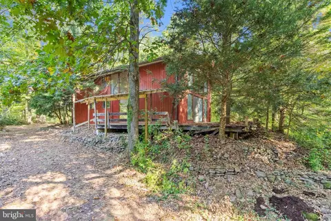 2165 Coventryville Rd, Pottstown, PA 19465