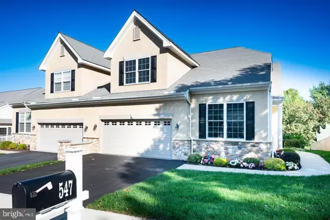 547 Hodgson Cir, West Grove, PA 19390