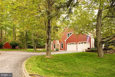 100 Devon Cir, Glenmoore, PA 19343 photo 5