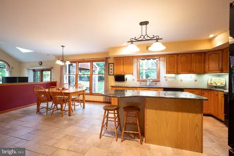 100 Devon Cir, Glenmoore, PA 19343 photo 10