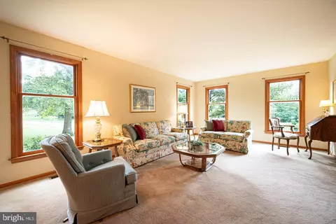 100 Devon Cir, Glenmoore, PA 19343 photo 18
