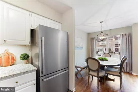 605 Cheswold Ct, Chesterbrook, PA 19087 photo 9