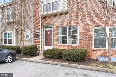 605 Cheswold Ct, Chesterbrook, PA 19087 photo 2