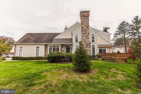 58 Longview Cir, Berwyn, PA 19312