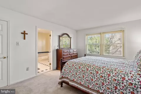 69 Soldiers Sq, Chesterbrook, PA 19087 photo 25