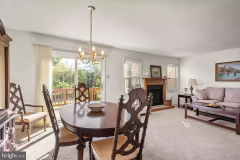 69 Soldiers Sq, Chesterbrook, PA 19087 photo 16