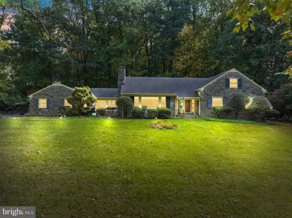 434 Pugh Rd, Wayne, PA 19087 56 Photos Movoto