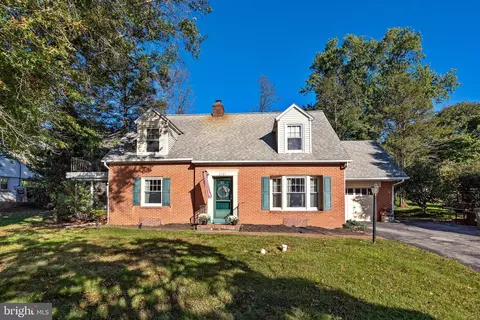 2327 Longview Dr, Coatesville, PA 19320