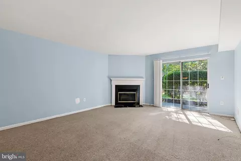 129 Valley Stream Cir, Chesterbrook, PA 19087 photo 6