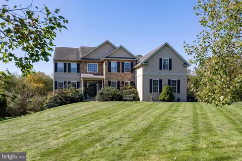 21 Camberly Ct, Downingtown, PA 19335