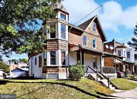 355 Nutt Rd, Phoenixville, PA 19460